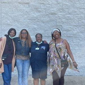 Meet your Posher, Marvin